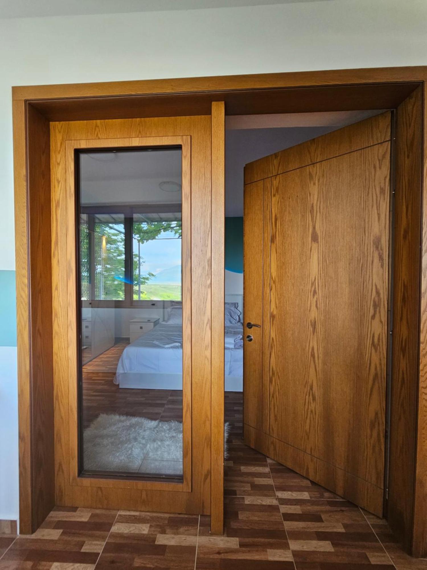 Lemon Garden Apartment-Hot Tub Jacuzzi Gjirokastër Extérieur photo